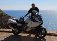 bmw k 1600 gt tomas posando